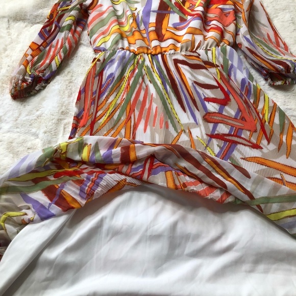 NWOT NEW YORK & COMPANY Printed MidI Dress - Picture 6 of 7